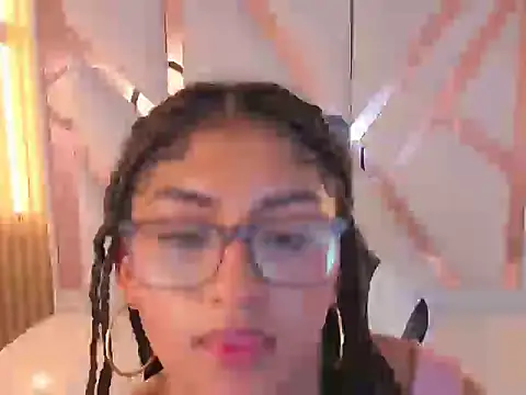 isabella tp online show from January 16, 8:35 pm