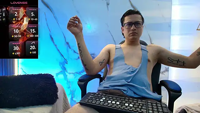 Danner Alaia online show from February 12, 8:48 pm