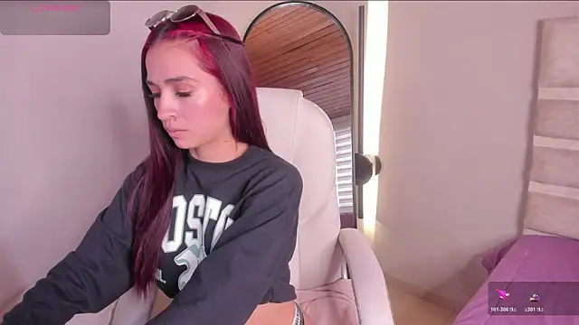 ella  olmos online show from April 23, 2:30 pm