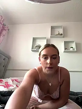 Scarletbx online show from January 15, 9:58 am