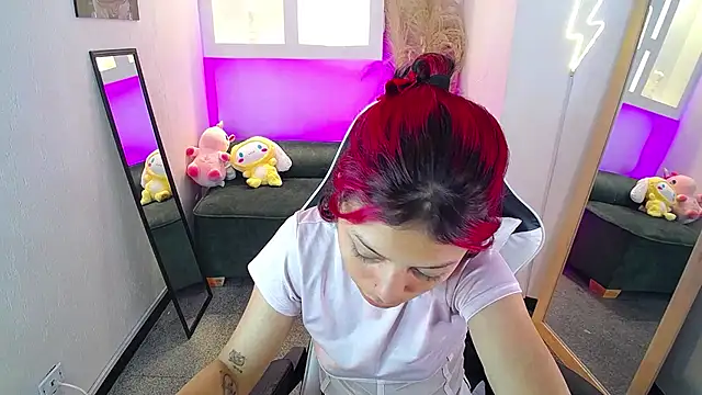 Snapshot of melodyy_as chatting on May 29, 12:36 pm melodyy as online show from May 29, 12:36 pm