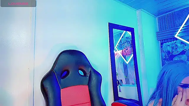 Lisa sparkleee online show from March 21, 3:00 am