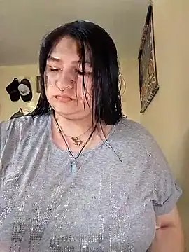 LauraHorny69 online show from April 21, 2:56 pm