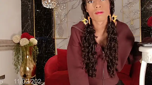 Swan Duchess online show from February 11, 1:05 pm