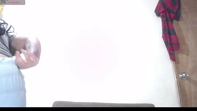 cami  sexy online show from April 19, 2:22 am