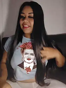 Snapshot of cami__sexy chatting on June 17, 4:59 am cami sexy online show from June 17, 4:59 am