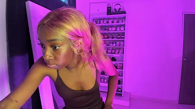 Amberprincess2 online show from June 10, 7:57 pm