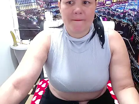 Snapshot of tila_nastyy chatting on May 17, 6:48 pm tila nastyy online show from May 17, 6:48 pm