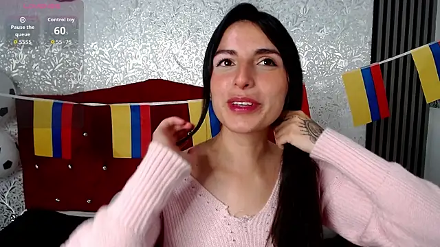 Snapshot of MiaVelasquez01 chatting on June 13, 4:05 pm MiaVelasquez01 online show from June 13, 4:05 pm