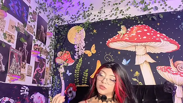 victoriia thompson online show from April 4, 9:56 pm