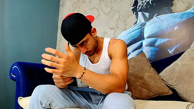 Vans Ross online show from April 21, 1:50 pm