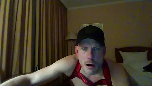 Pure pleasure90 online show from February 4, 10:47 pm