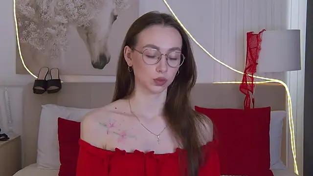 Emily Simon online show from April 23, 4:57 am