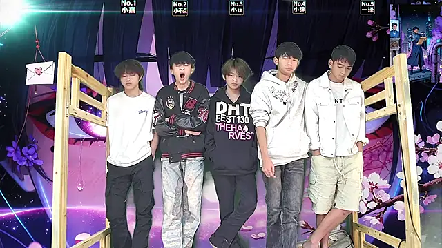 xiaohuangren01 online show from March 21, 11:19 pm