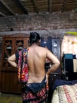 Hot Sweeti online show from April 23, 10:03 am