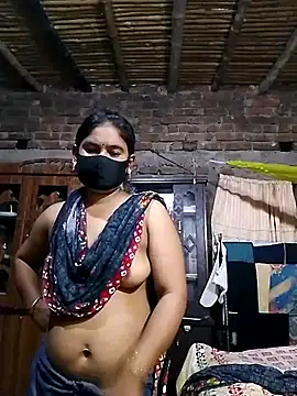 Hot Sweeti online show from April 23, 9:50 pm