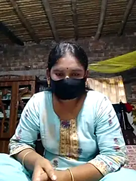 Snapshot of Hot_Sweeti chatting on July 27, 9:05 am Hot Sweeti online show from July 27, 9:05 am