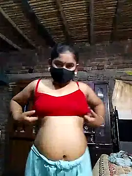 Snapshot of Hot_Sweeti chatting on July 28, 9:48 am Hot Sweeti online show from July 28, 9:48 am