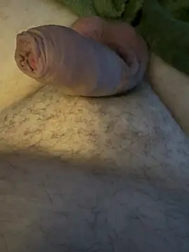 Snapshot of Mikedauerqeil chatting on March 10, 12:59 am Mikedauerqeil online show from March 10, 12:59 am