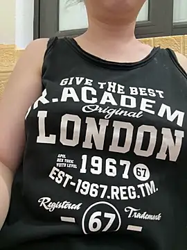 Donna9696 online show from April 22, 1:34 pm