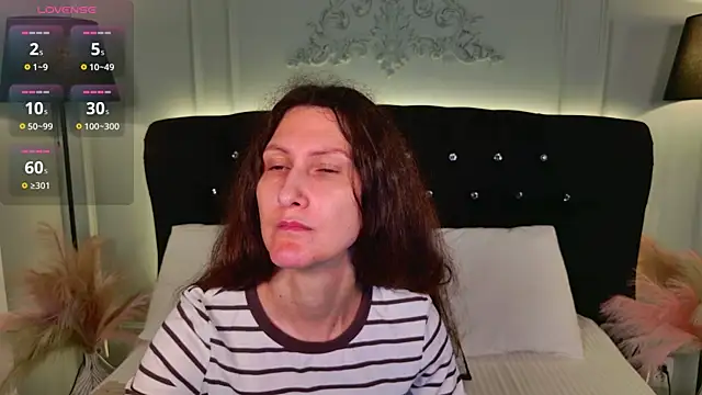Snapshot of Fetish_Pamela chatting on July 18, 3:44 am Fetish Pamela online show from July 18, 3:44 am