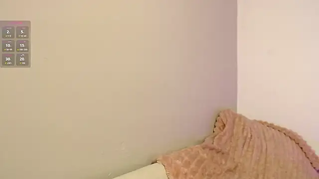 chloe peach  online show from April 21, 12:22 pm