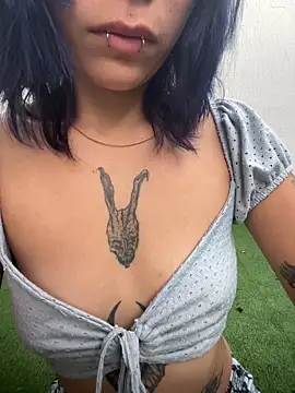 Snapshot of Namii_cute chatting on February 7, 11:47 am Namii cute online show from February 7, 11:47 am