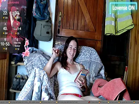 KatelinPepperworth online show from February 1, 9:02 pm