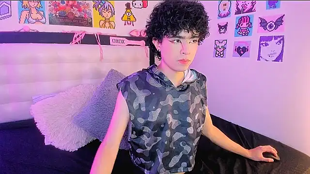 LuanRush  online show from April 8, 7:14 pm