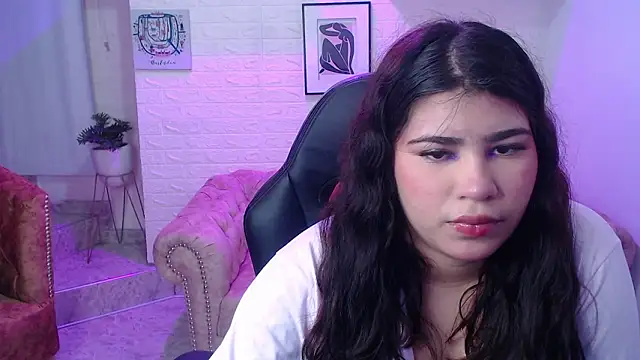 carolineeh  online show from January 15, 9:51 pm