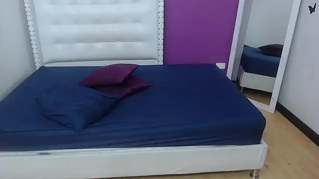 Natasha knoxxx online show from January 16, 8:13 pm