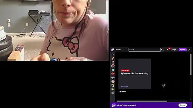 KylaRaven online show from April 14, 4:46 pm