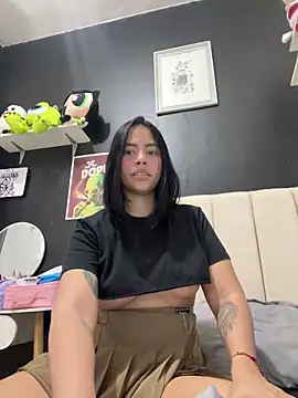 CarolinaRaven online show from March 23, 2:26 am