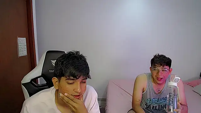 Maxwell boys online show from February 27, 3:39 am