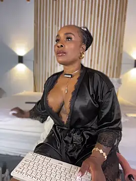 pamelamendez 1 online show from May 25, 10:49 pm