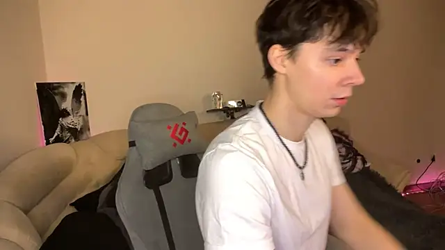 VanthonyV online show from January 16, 6:12 pm