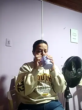 RossyAlvarez online show from April 8, 2:22 am