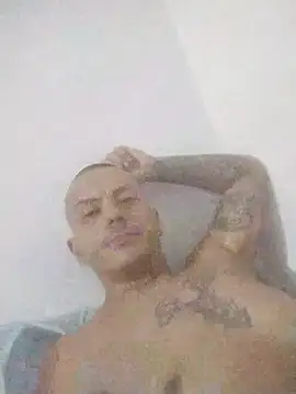 Snapshot of Dominic_wolff chatting on January 18, 3:54 am Dominic wolff online show from January 18, 3:54 am