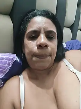 Zeyllyjhonson online show from April 14, 12:00 pm