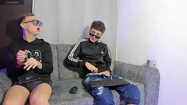 Two sexboys online show from March 5, 7:32 pm