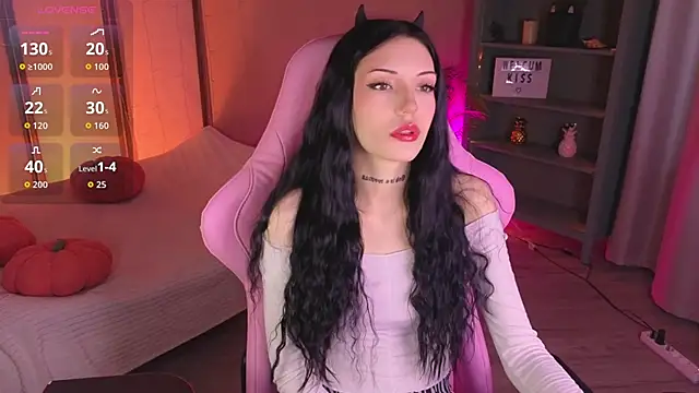 Kelly  Bunny online show from April 24, 6:05 am