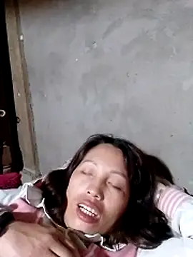 Gummiesu online show from March 24, 8:14 pm