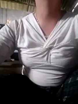 Gummiesu online show from April 18, 7:34 am