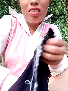 Gummiesu online show from April 20, 10:07 am