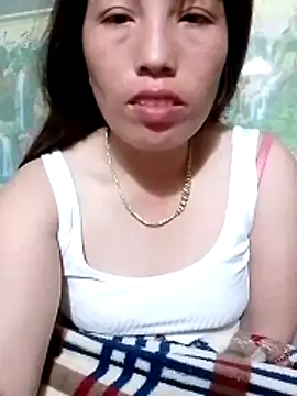 Gummiesu online show from April 20, 10:11 pm