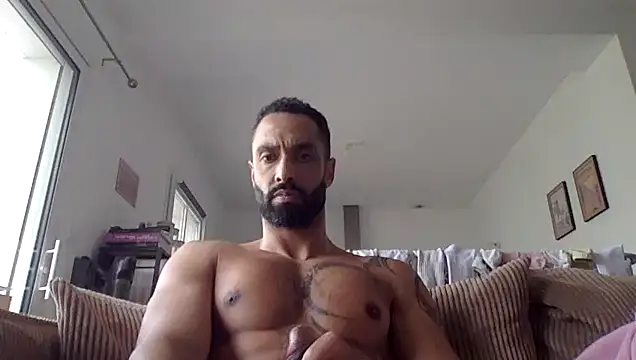 Snapshot of Jisaye007 chatting on March 5, 12:01 pm Jisaye007 online show from March 5, 12:01 pm