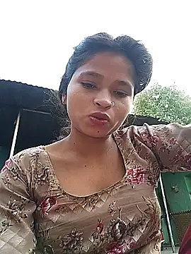 Snapshot of Jyoti_rathor chatting on May 29, 1:14 am Jyoti rathor online show from May 29, 1:14 am
