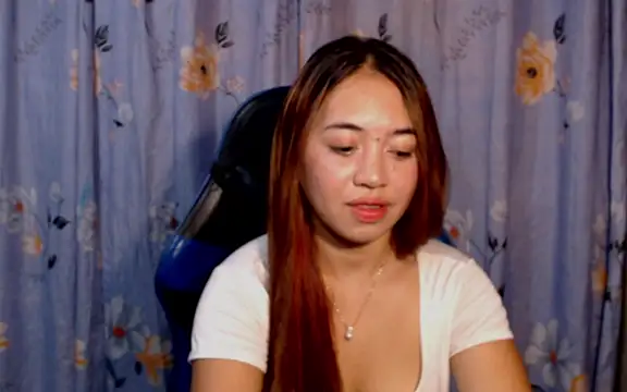 pinay mayahiga online show from April 5, 5:26 am