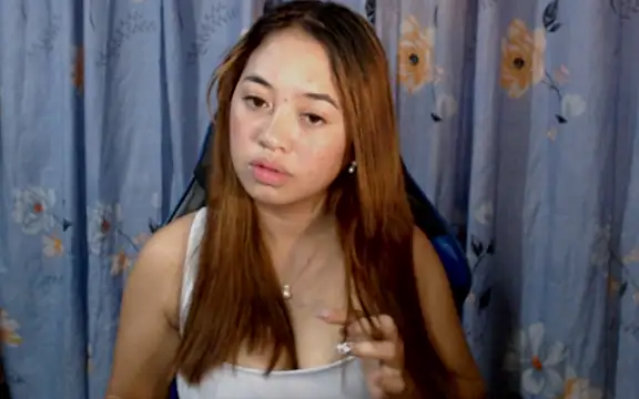 pinay mayahiga online show from April 24, 3:58 pm