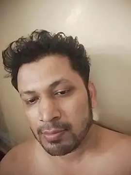 Snapshot of Pravin9562 chatting on April 11, 9:13 am Pravin9562 online show from April 11, 9:13 am